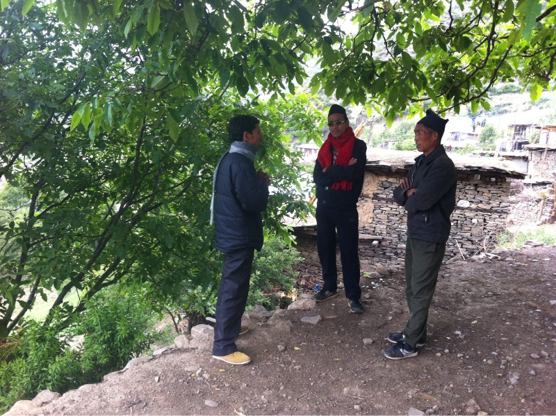 After the crash we met the men under the tree!